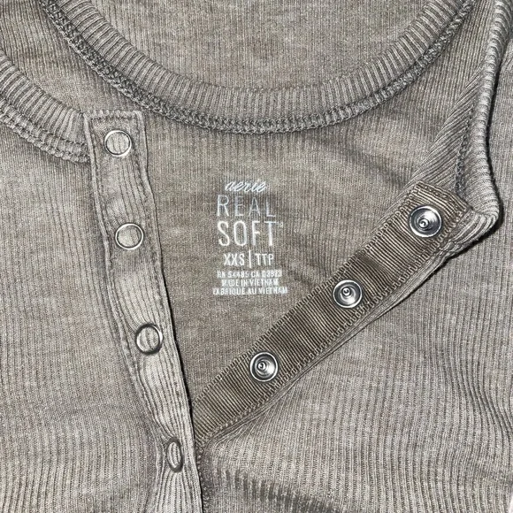 Set of 3 AERIE Women's Stone Wash Ribbed REAL SOFT Henley Tank Tops 
Olive Gray - Picture 2 of 5